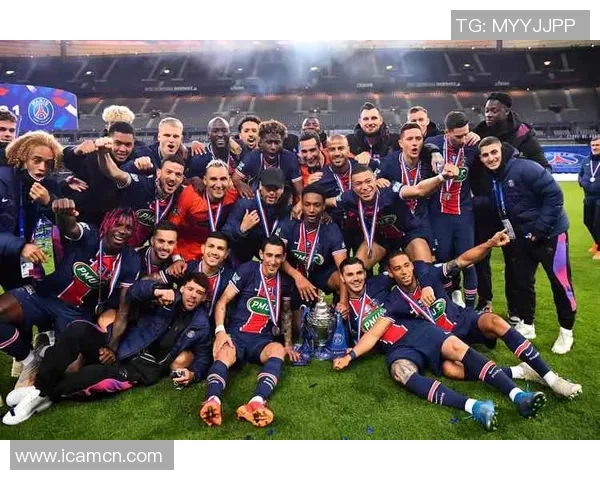 拜仁与大巴黎对决胜负预测分析及关键因素探讨