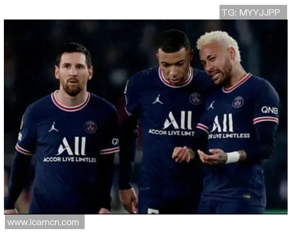 贝里与福利特激战正酣比分悬念迭起引发球迷热议 贝里与福利特激战正酣比分悬念迭起引发球迷热议