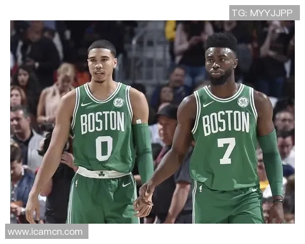 凯尔特人与猛龙激战加时赛双方拼尽全力争夺胜利