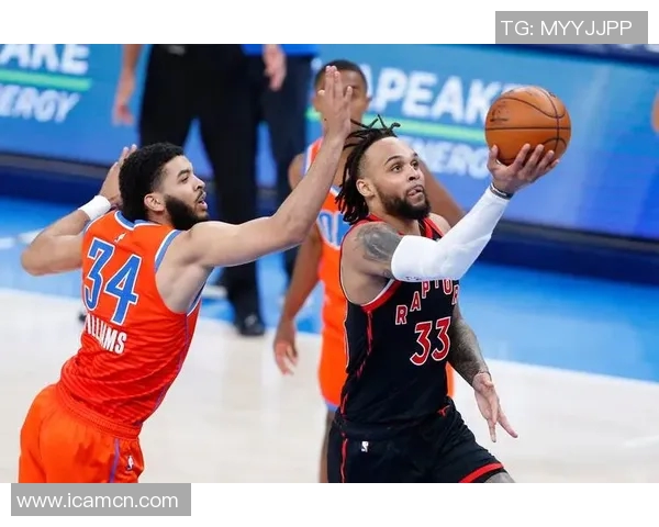 勇士与开拓者激战正酣腾讯直播精彩瞬间回顾与分析